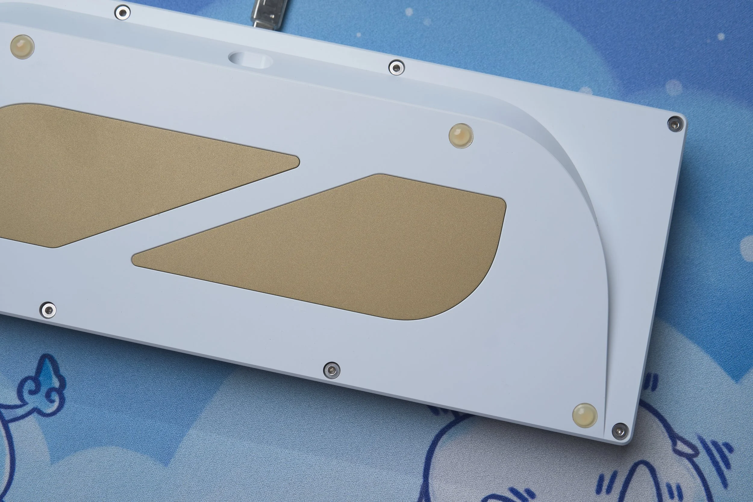 Keycult 1/60 White / Brass — Lightning Keyboards